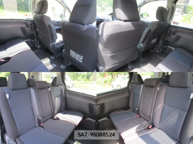 Toyota VOXY 2014-02 8222372-6
