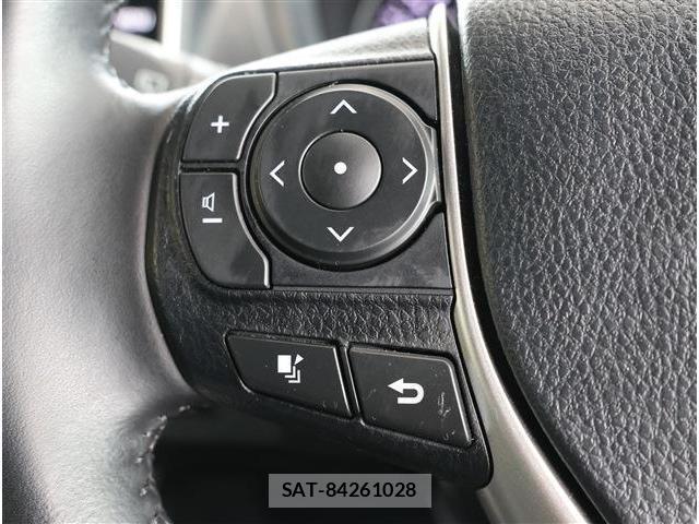 Toyota VOXY 2021-03 8222435-13
