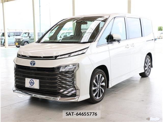 Toyota VOXY 2025-06 8222446-0