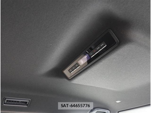Toyota VOXY 2025-06 8222446-10