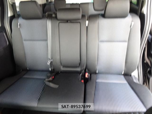 Toyota VOXY 2015-12 8222510-19