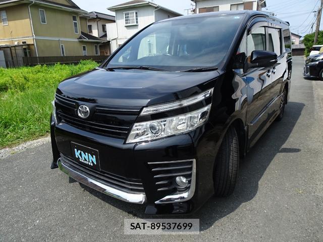 Toyota VOXY 2015-12 8222510-2