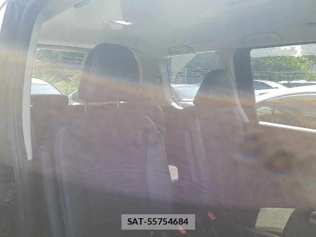 Toyota VOXY 2013-09 8222551-6