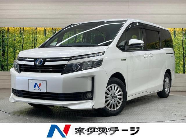 Toyota VOXY 2015-12 8222625-0