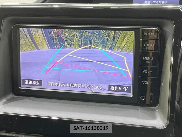 Toyota VOXY 2015-12 8222625-4