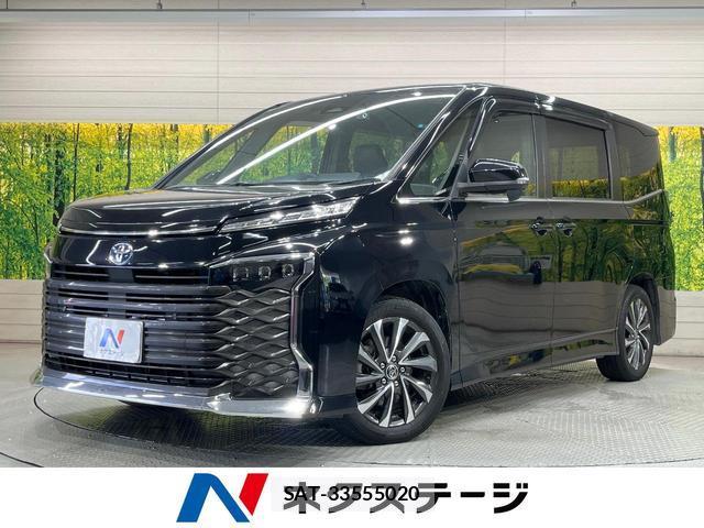 Toyota VOXY 2023-05 8222631-0