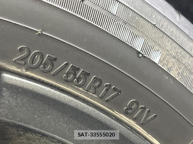 Toyota VOXY 2023-05 8222631-19