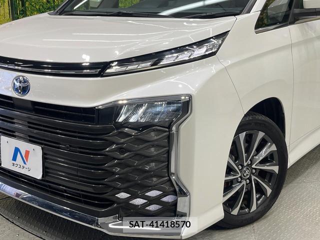 Toyota VOXY 2023-07 8222636-12