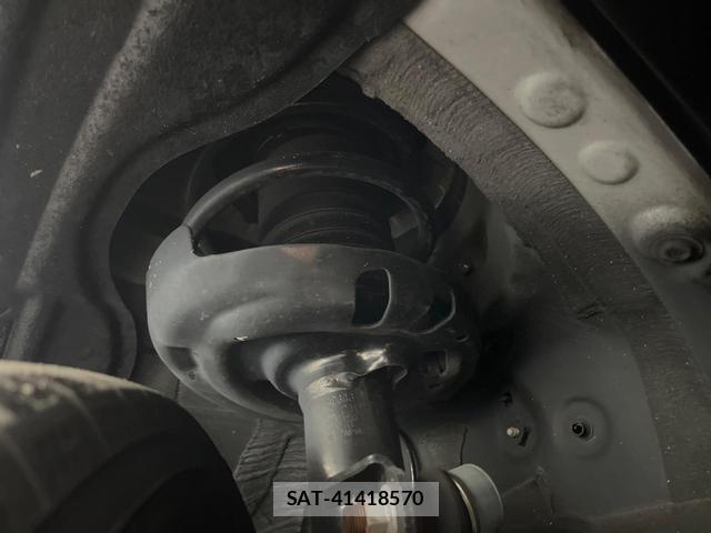 Toyota VOXY 2023-07 8222636-19