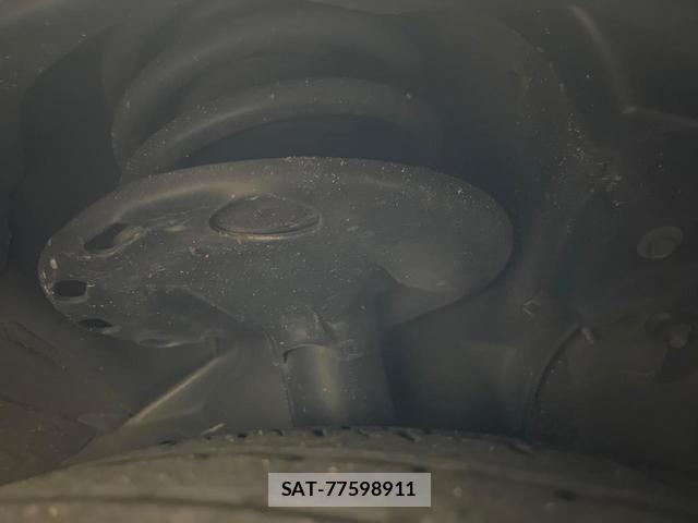 Toyota VOXY 2021-01 8222638-19