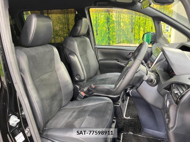 Toyota VOXY 2021-01 8222638-7