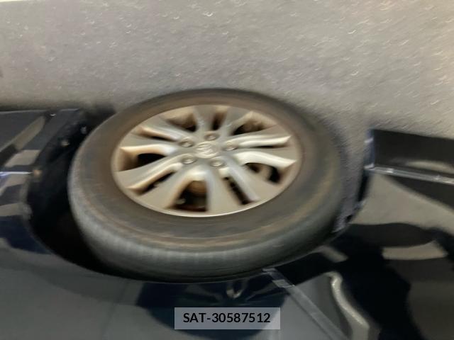 Toyota VOXY 2013-01 8222707-12