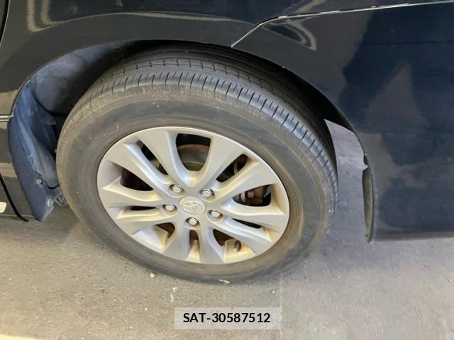 Toyota VOXY 2013-01 8222707-5