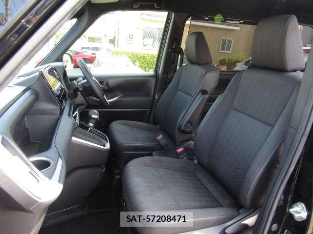 Toyota VOXY 2022-10 8222715-5