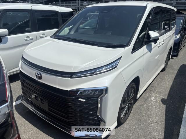 Toyota VOXY 2023-05 8222803-0