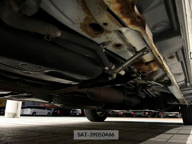 Toyota VOXY 2011-07 8222884-13