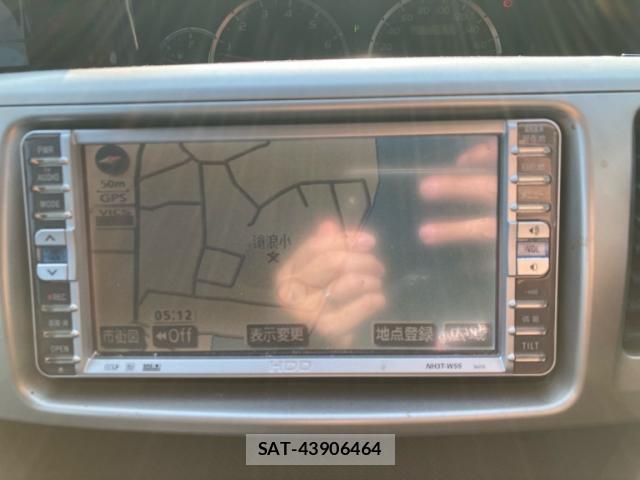 Toyota VOXY 2005-06 8223004-19