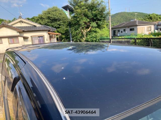 Toyota VOXY 2005-06 8223004-2