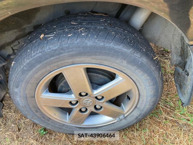 Toyota VOXY 2005-06 8223004-5