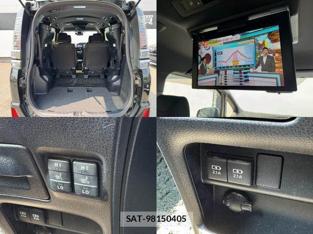 Toyota VOXY 2019-05 8223107-7