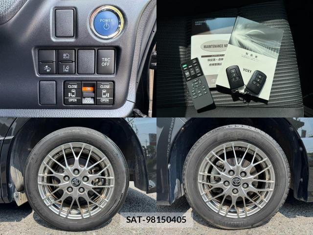 Toyota VOXY 2019-05 8223107-8