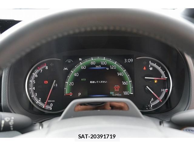 Toyota VOXY 2023-08 8223267-14