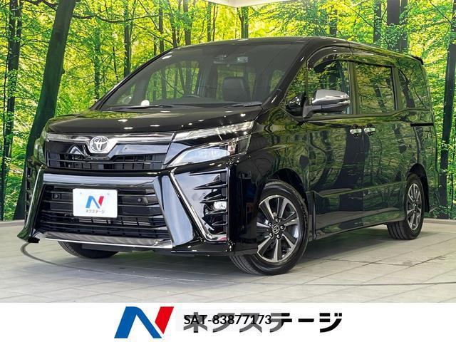 Toyota VOXY 2021-03 8223519-0