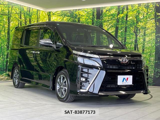Toyota VOXY 2021-03 8223519-16