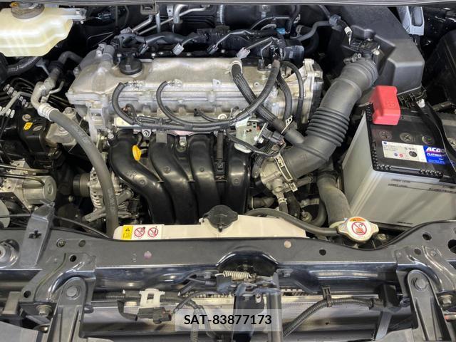 Toyota VOXY 2021-03 8223519-17