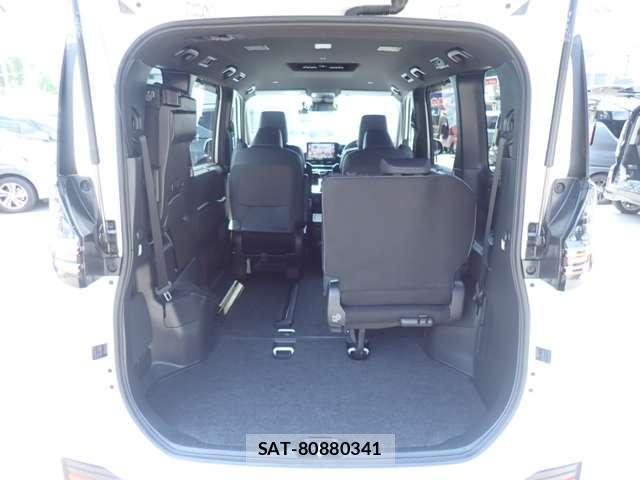 Toyota VOXY 2024-07 8223829-13