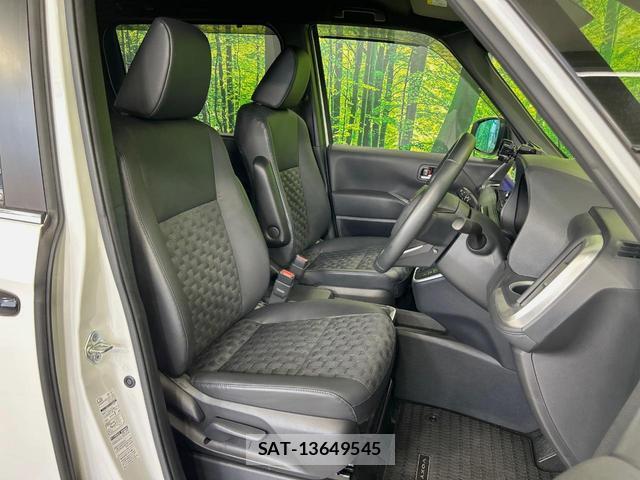 Toyota VOXY 2023-10 8224033-7