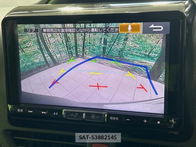 Toyota VOXY 2017-06 8224040-3