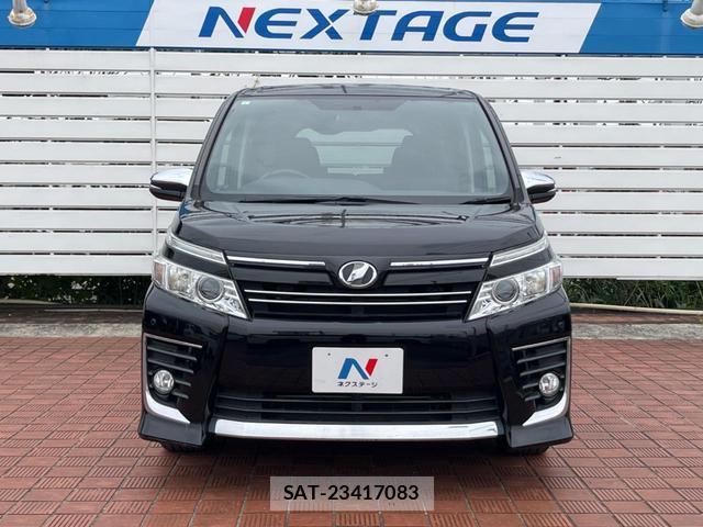 Toyota VOXY 2015-06 8224119-14