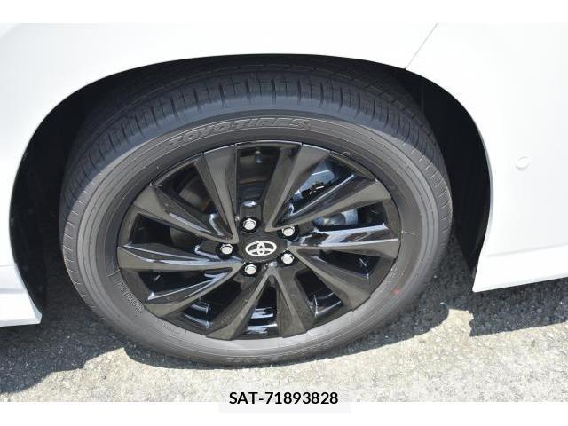 Toyota VOXY 2026-07 8224150-12