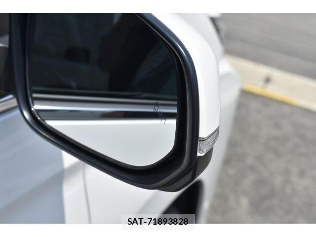 Toyota VOXY 2026-07 8224150-13