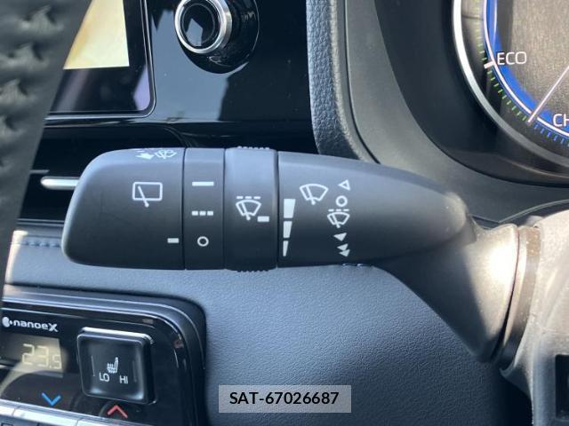 Toyota VOXY 2025-02 8224193-16