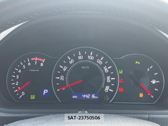 Toyota VOXY 2020-10 8224195-13