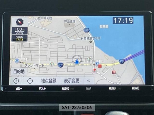 Toyota VOXY 2020-10 8224195-9
