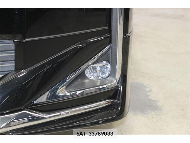 Toyota VOXY 2019-12 8224215-15