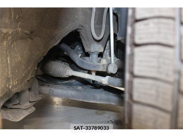 Toyota VOXY 2019-12 8224215-19