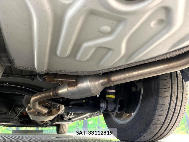 Toyota VOXY 2023-11 8224370-19