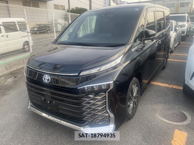 Toyota VOXY 2024-03 8224470-0