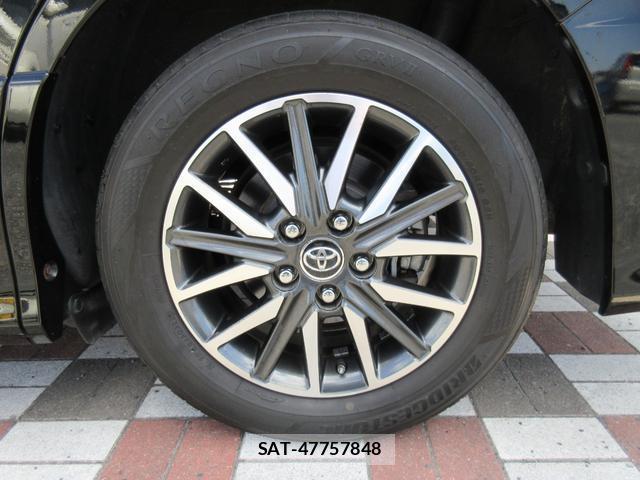 Toyota VOXY 2020-07 8224601-11