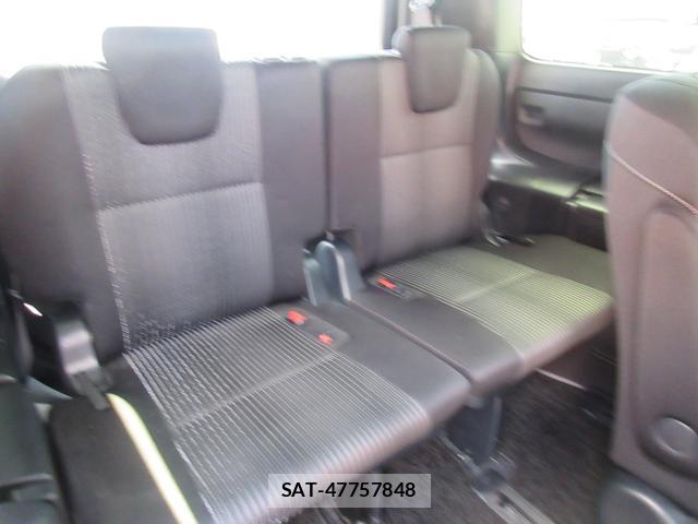 Toyota VOXY 2020-07 8224601-15