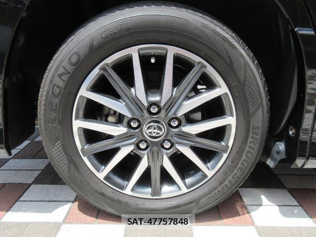Toyota VOXY 2020-07 8224601-9