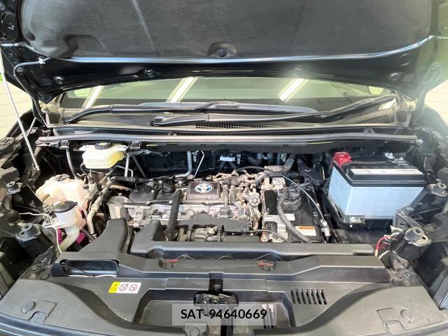 Toyota VOXY 2022-09 8224681-15