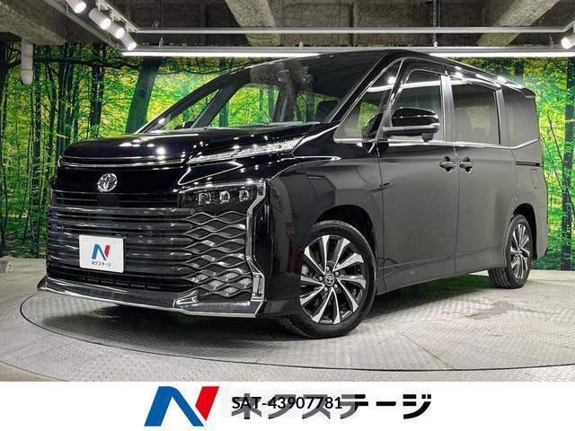 Toyota VOXY 2023-08 8224699-0