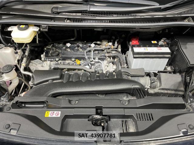 Toyota VOXY 2023-08 8224699-17