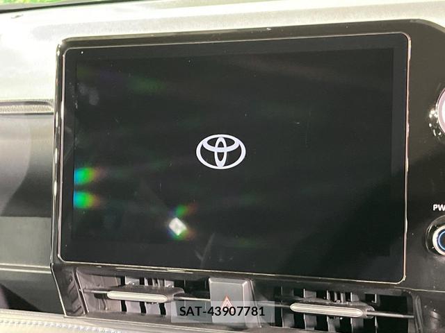 Toyota VOXY 2023-08 8224699-2