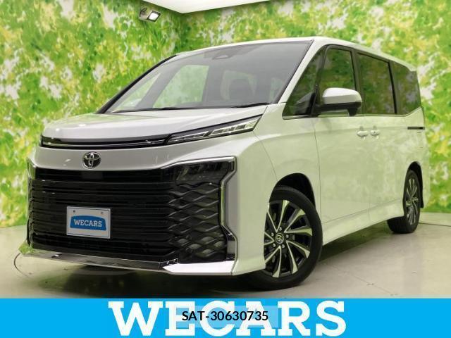 Toyota VOXY 2025-11 8225054-0